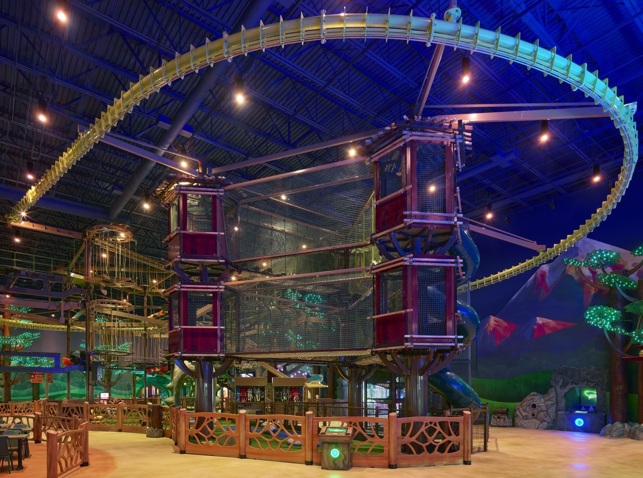 Ropes course structure view