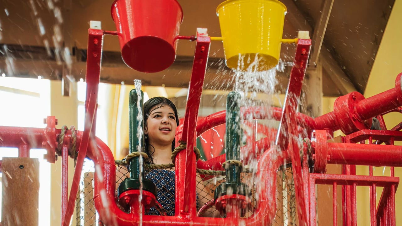 Great Wolf Lodge, Captivate Photo