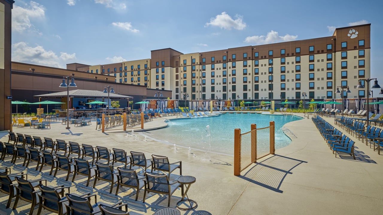 outdoor pool in Houston, TX