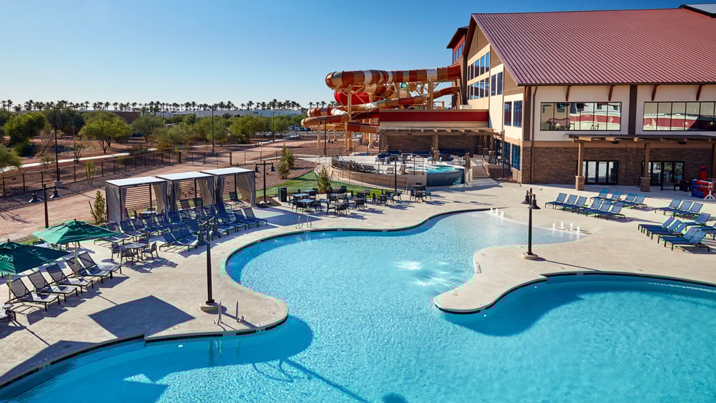 Arizona Great Wolf Lodge outdoor overview
