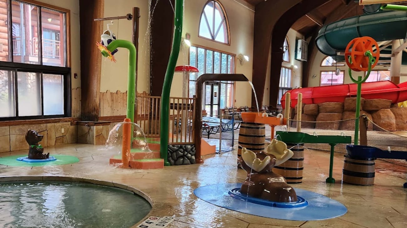 Indoor tadpole pond at Great Wolf Lodge