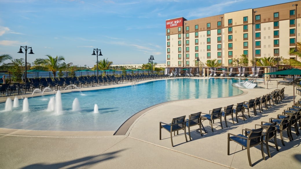 Naples outdoor pool