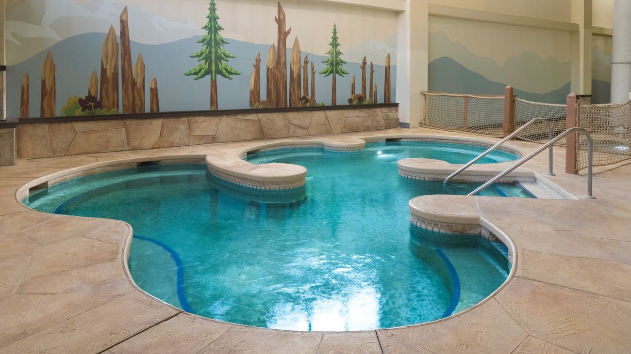 view of indoor hot tub
