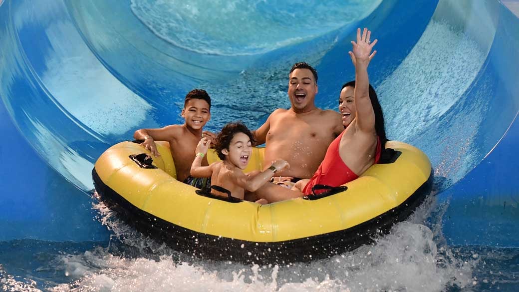 Family enjoying water park at Great Wolf Lodge