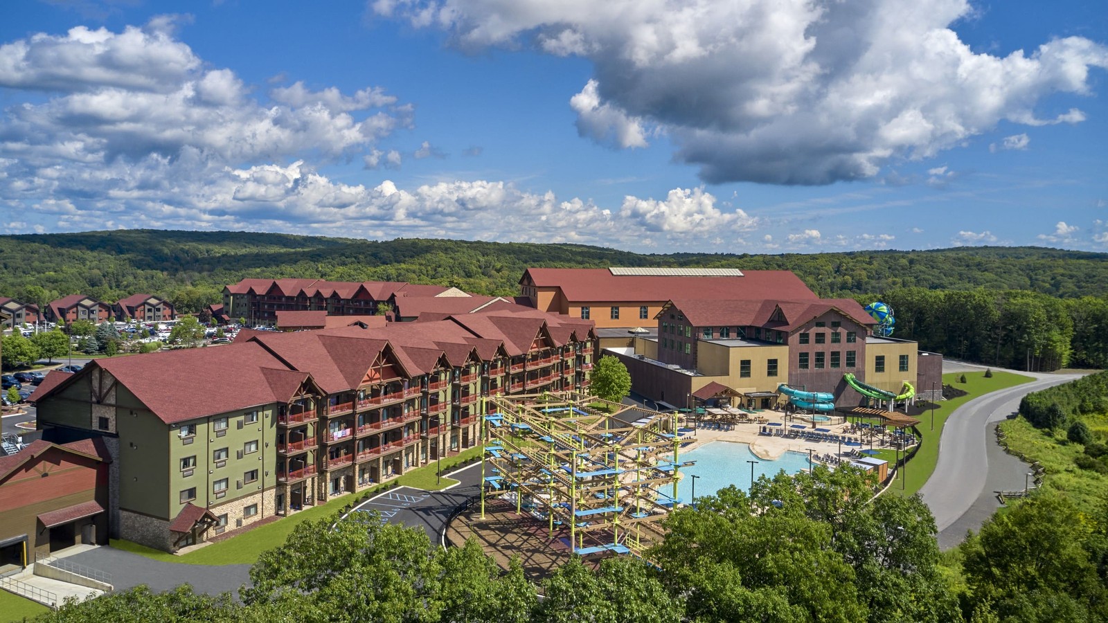 Great Wolf Lodge Poconos - Aerial View