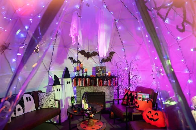 Ghostly globe setup at the Great Wolf Lodge