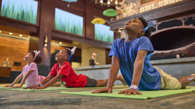 kids doing yoga at Great wolf Lodge