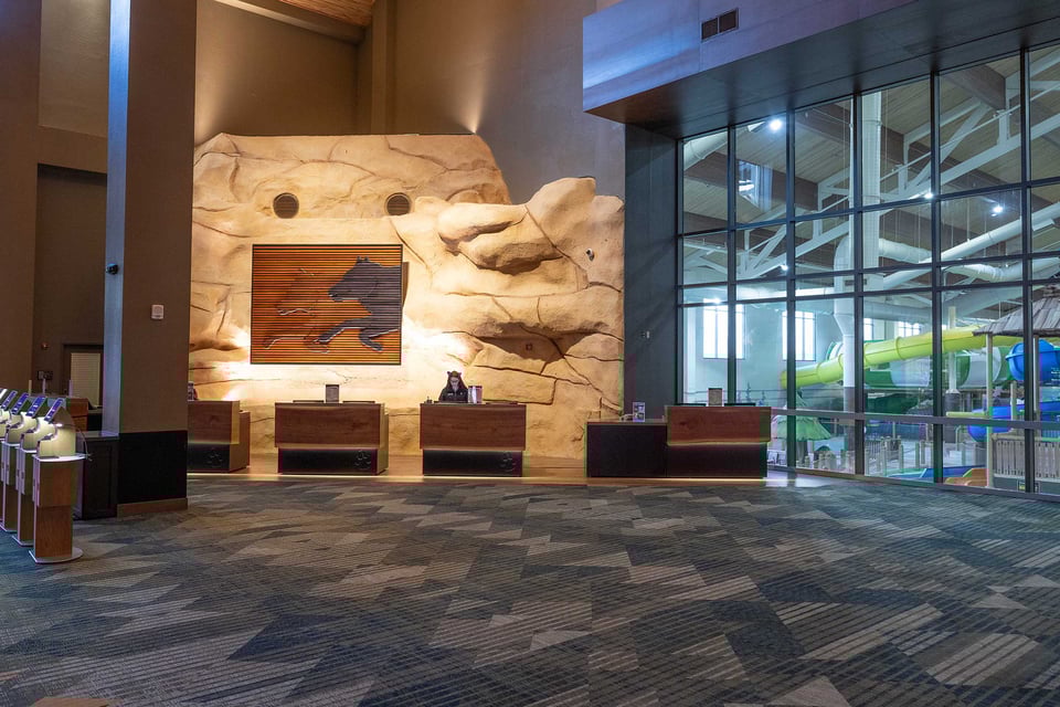 the new grand lobby in Gra[evine