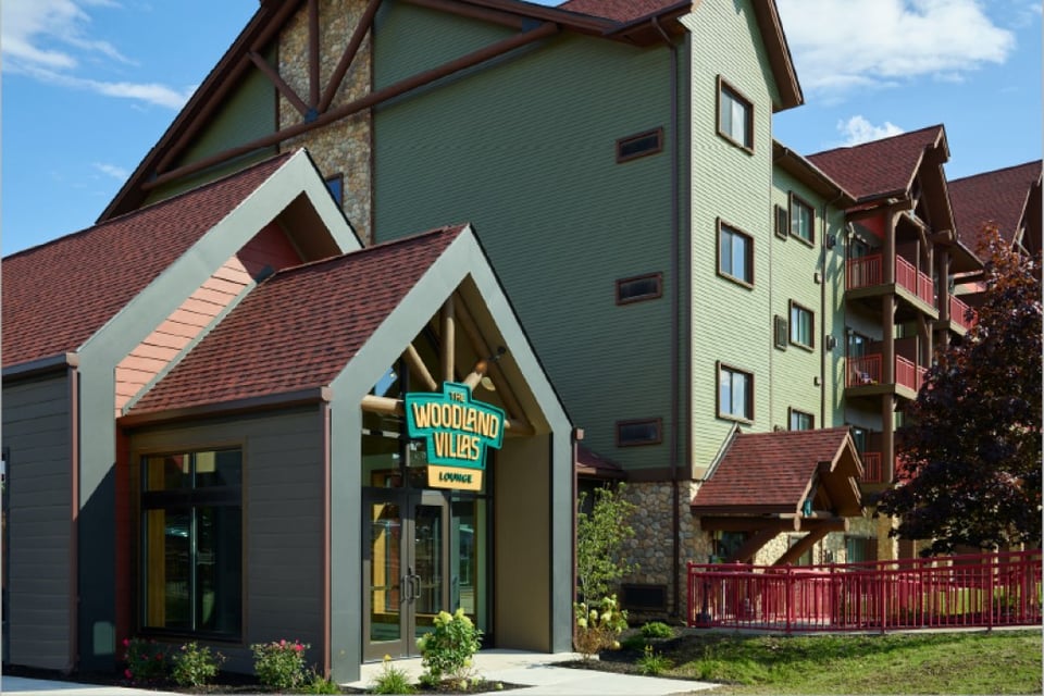 Great wolf lodge pocnos villa lounge