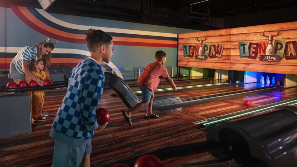 Family bowling