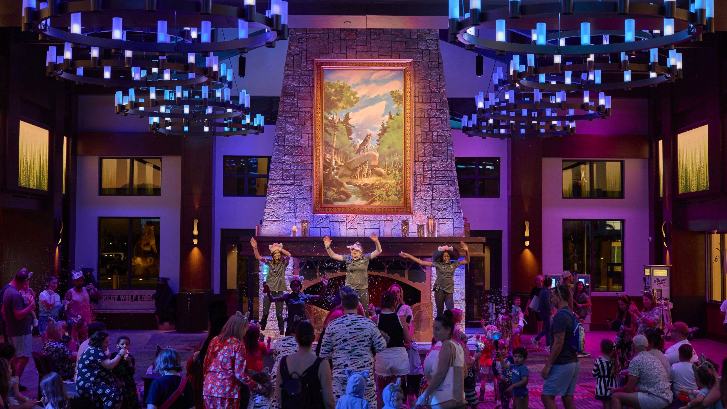 A lively performance with dancers and bubbles in a dance party at Great Wolf Lodge