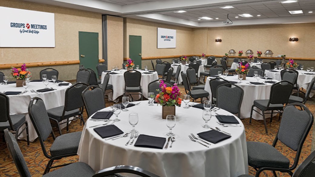 Fallen Timbers Meeting Room Kansas City Resort Great Wolf Lodge