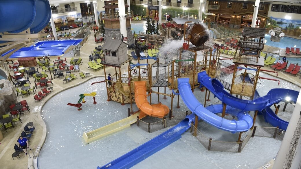 Bloomington, Minnesota: Mall of America and Outdoor Adventures