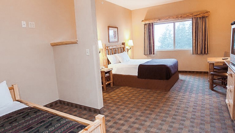 The Queen Daybed Suite