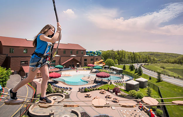 indoor-water-park-resort-grand-mound-resort-great-wolf-lodge
