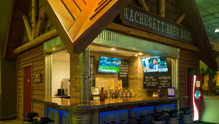 The exterior of Wachusett Brew Barn 