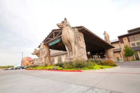 The giant wolf statues that welcome guests to the Great Wolf Lodge indoor water park and resort.
