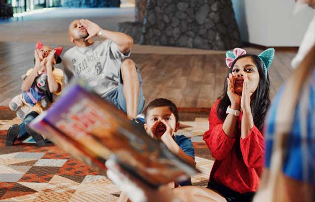 families howl while employee reads book aloud