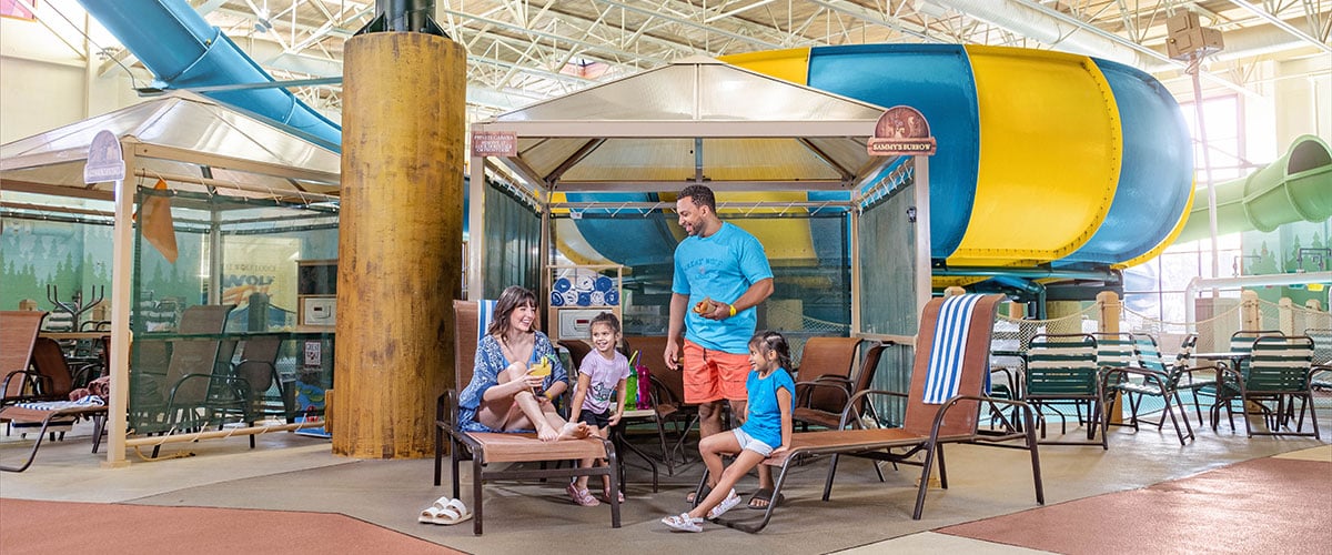 image of cabana at Great Wolf Lodge Niagara Falls indoor water park and resort.
