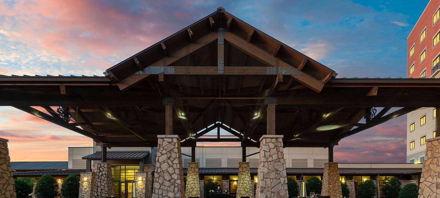 Exterior of Great Wolf Lodge Grapevine Dallas Texas