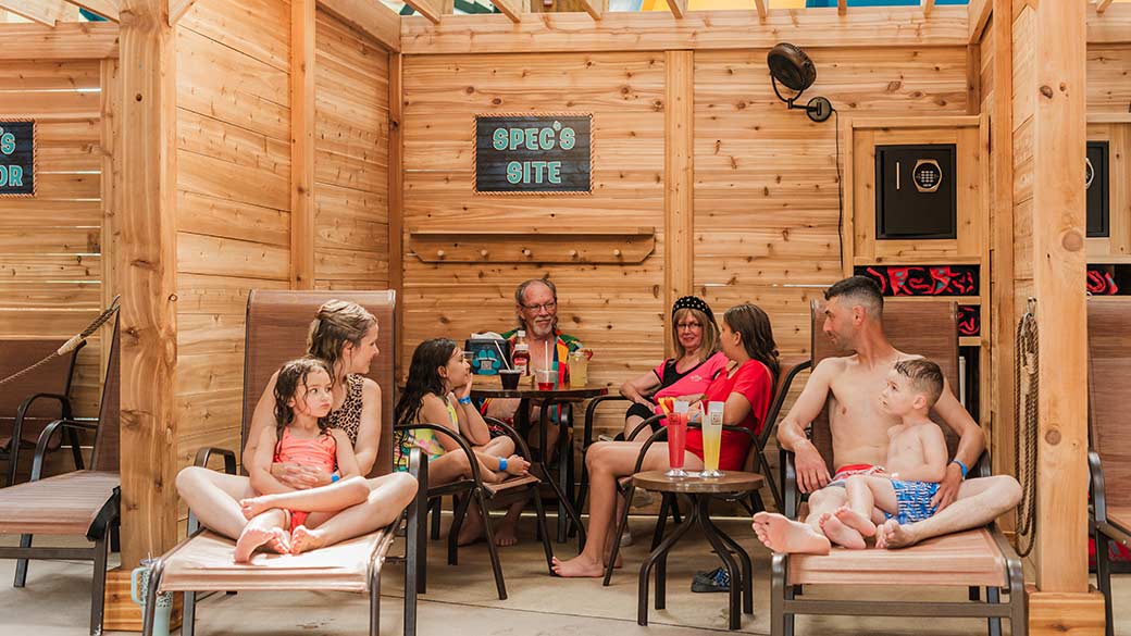 Great Wolf Lodge, Captivate Photo