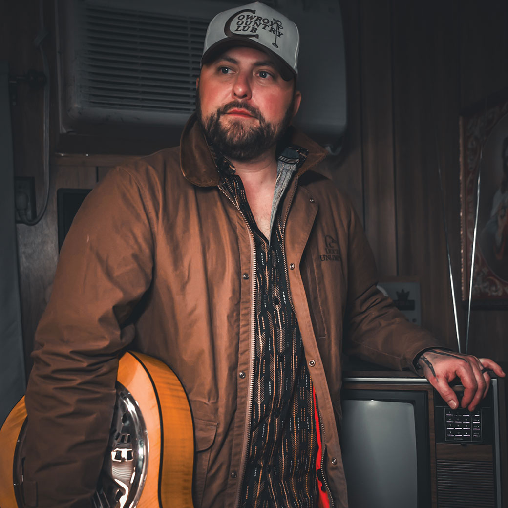 Tyler Farr portrait