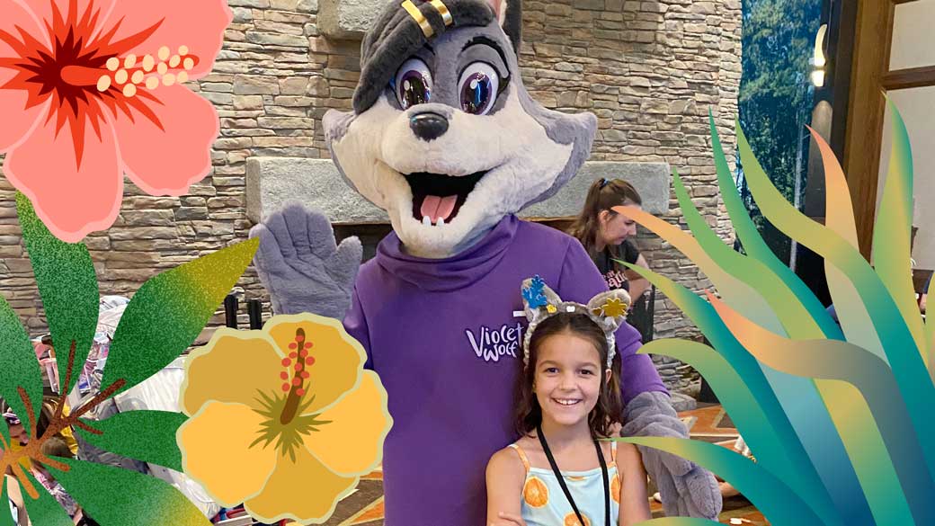 Little girl wearing wolf ear with Violet character