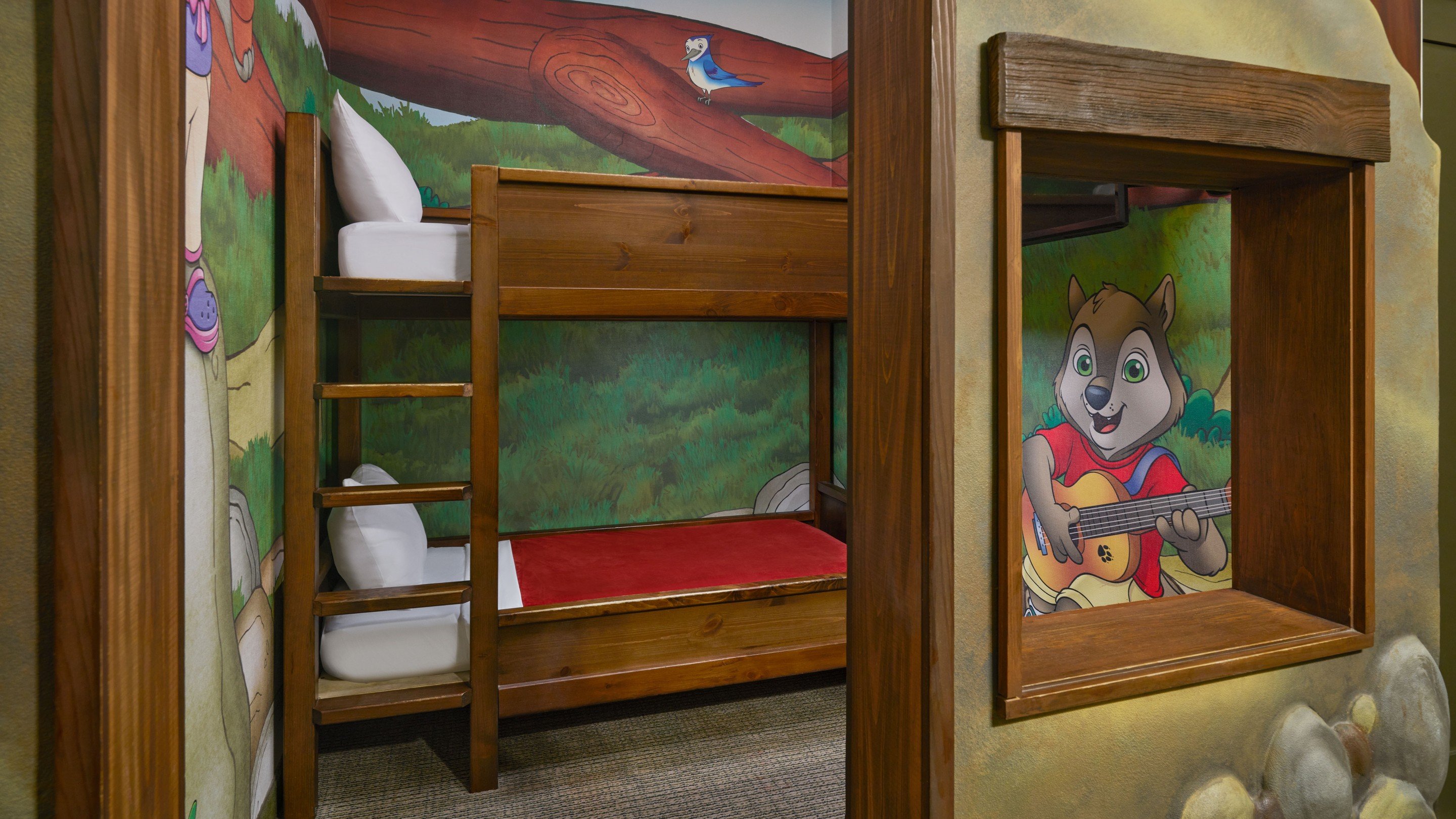 The bunk beds in the Wolf Den Suite