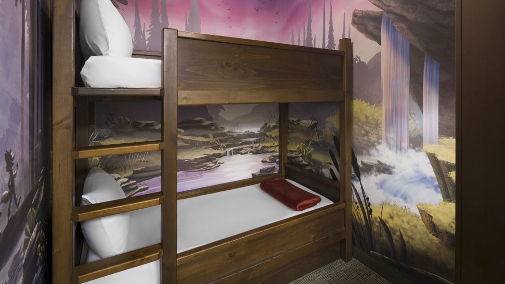 The bunk beds in the Deluxe Wolf Den Suite