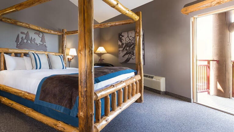 Grand Wolf Suite Niagara Resort Great Wolf Lodge Grand Wolf Suite Niagara Resort Great Wolf Lodge