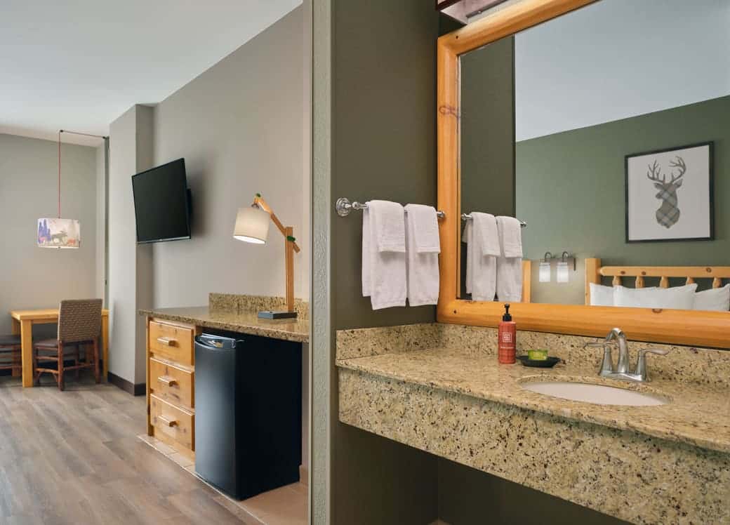 Vanity area in the Accessible Great Bear King Suite