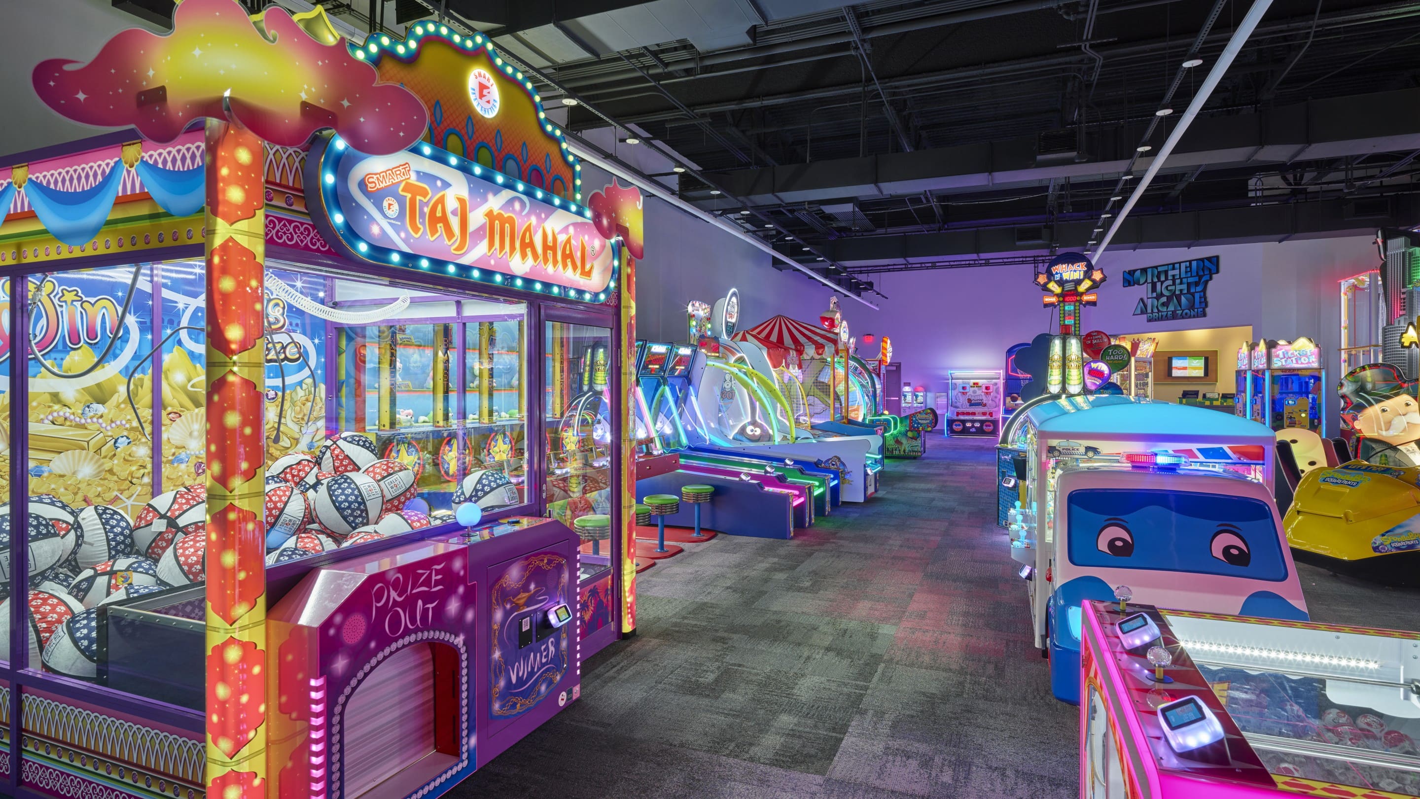 Closer look of the Taj Mahal game 