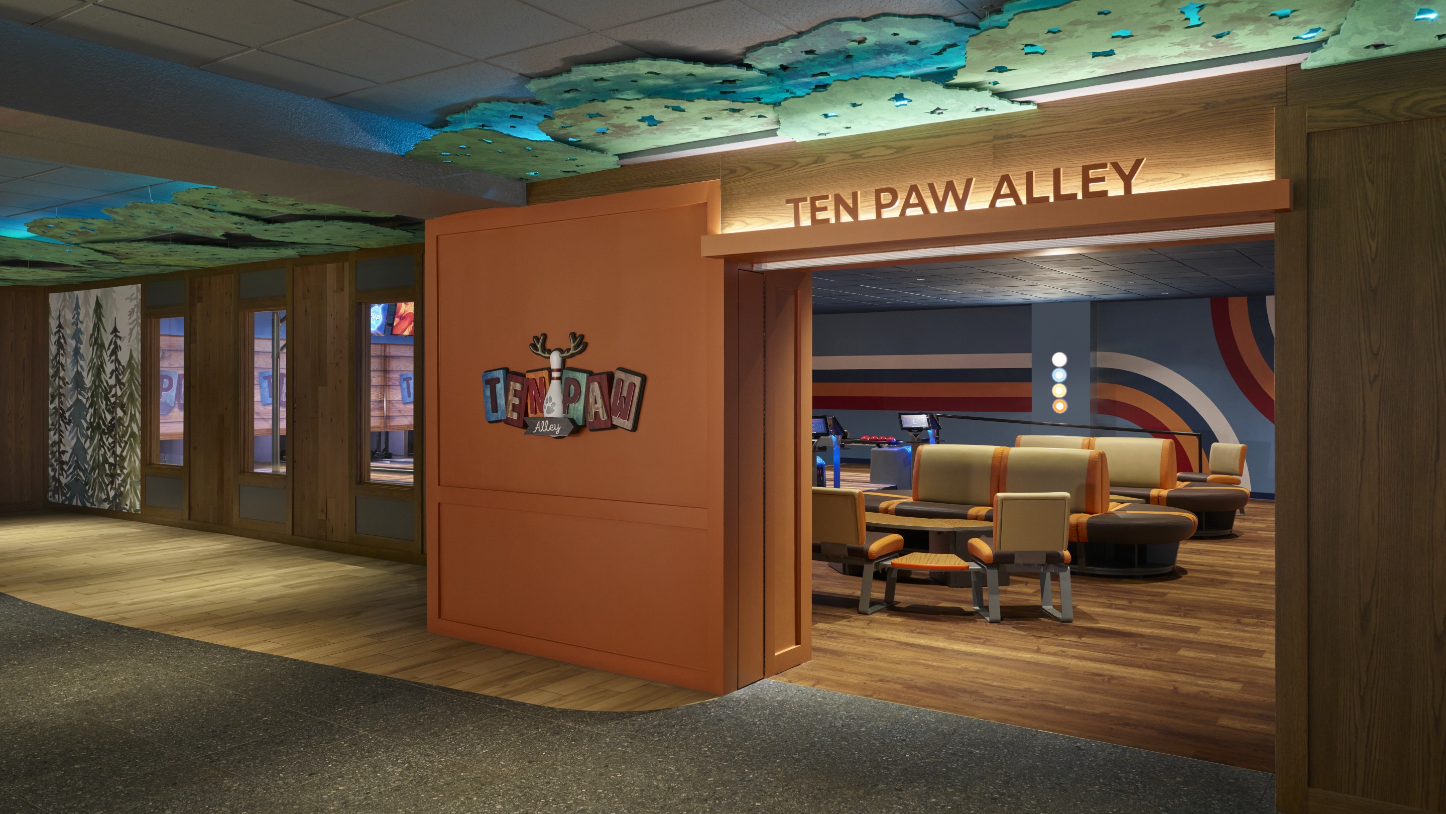 Entrance to the Ten Paw Alley