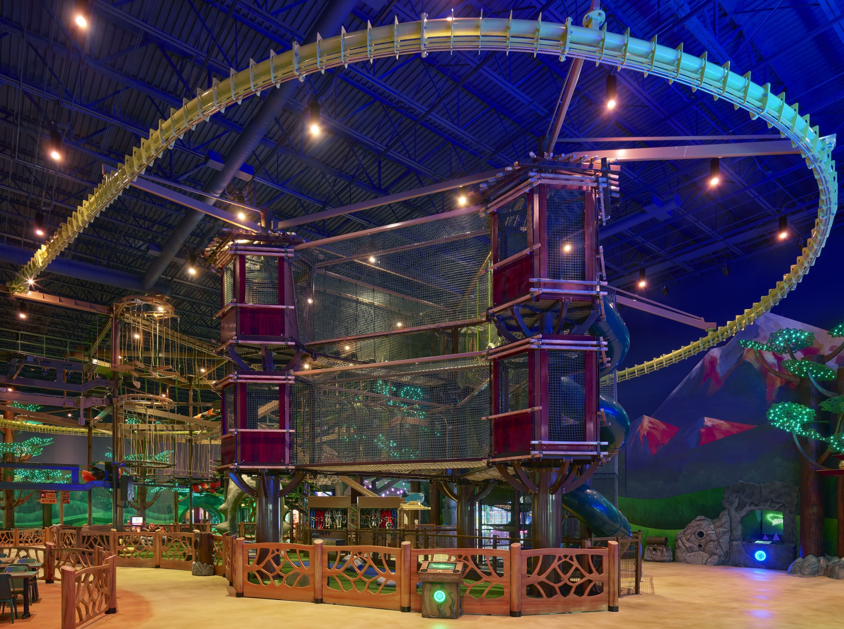 Ropes course structure view