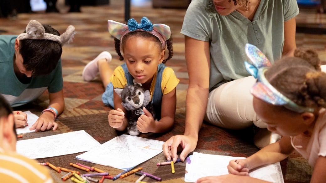 Kids doing Arts & Crafs activity