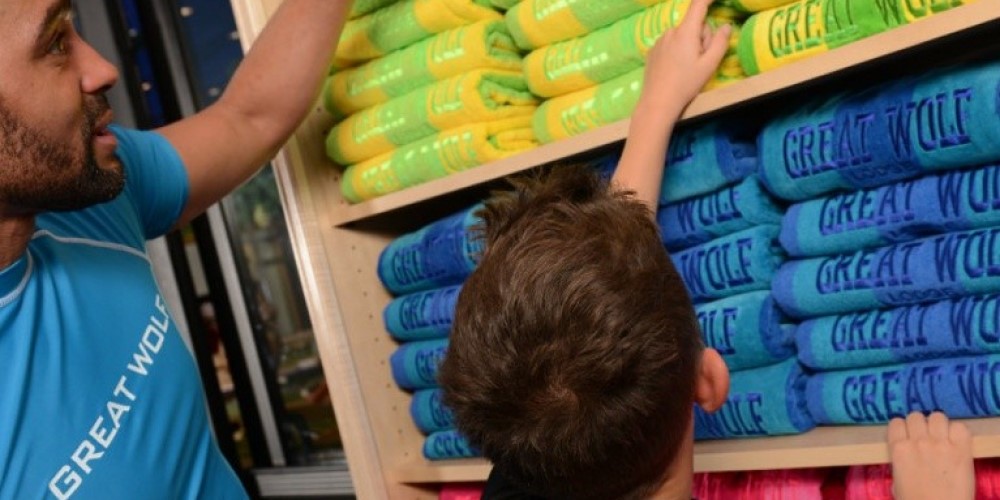 Bear Essentials Swim Store Williamsburg Resort Great Wolf Lodge