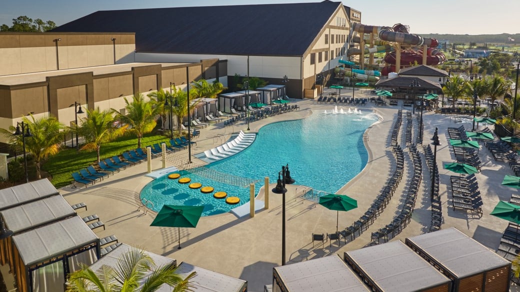 Big Foot Pass - Outdoor Pool