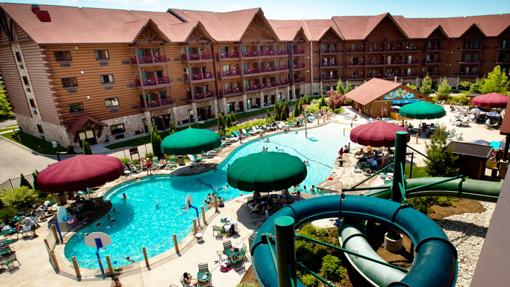 View of Loon lagoon at Great Wolf Lodge, Niagara