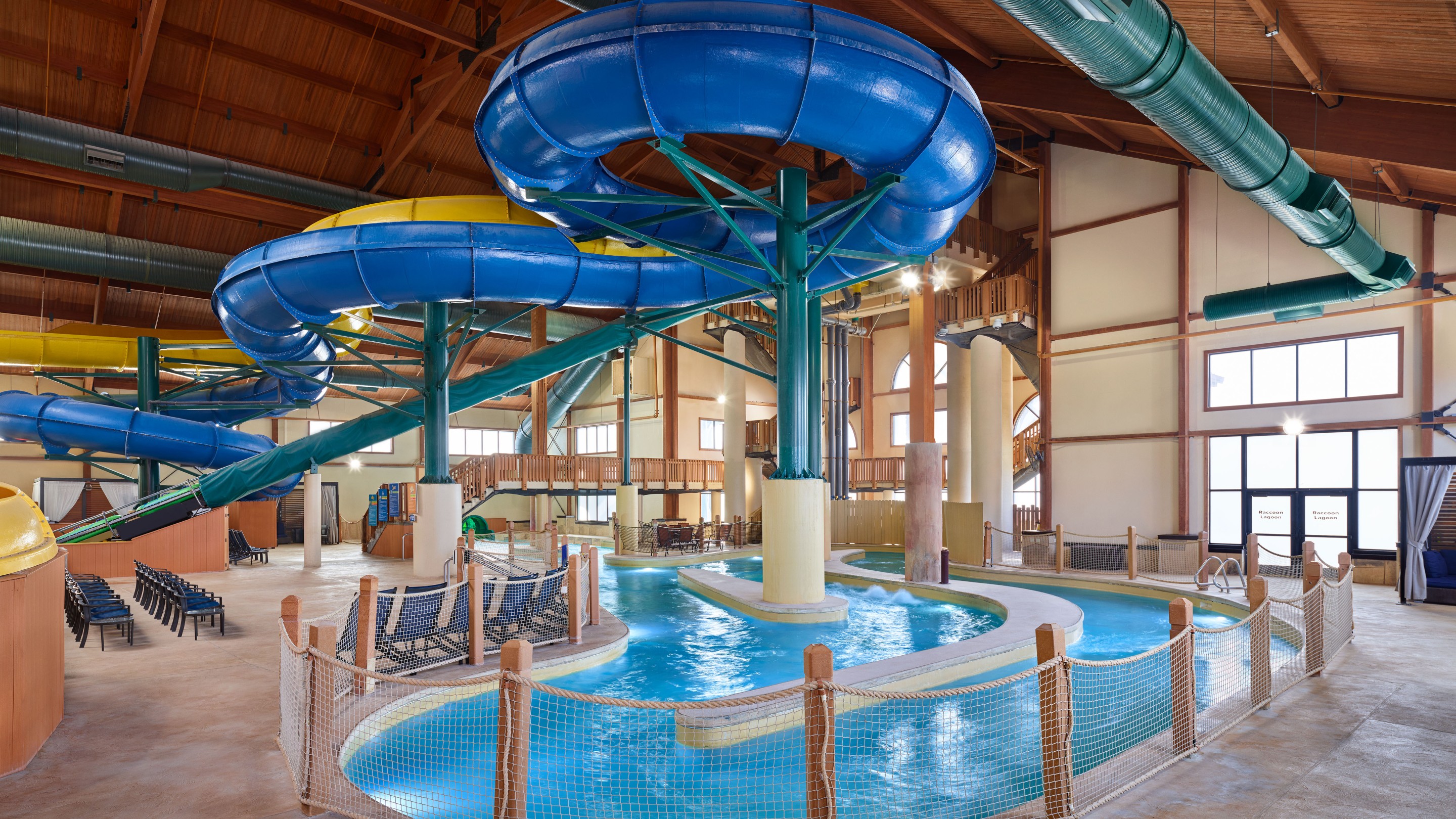 wide shot of lazy river