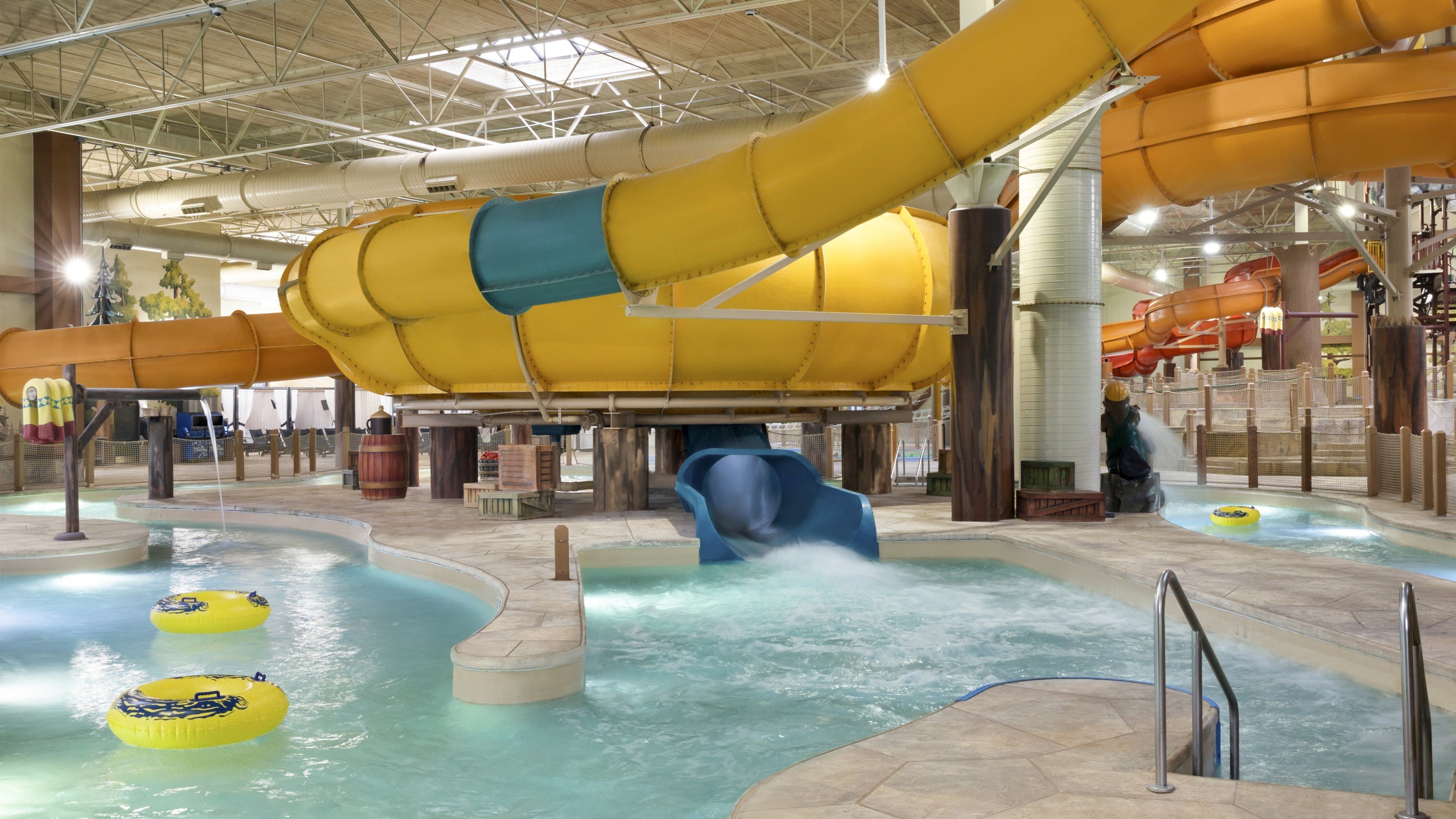 wide shot of the lazy river
