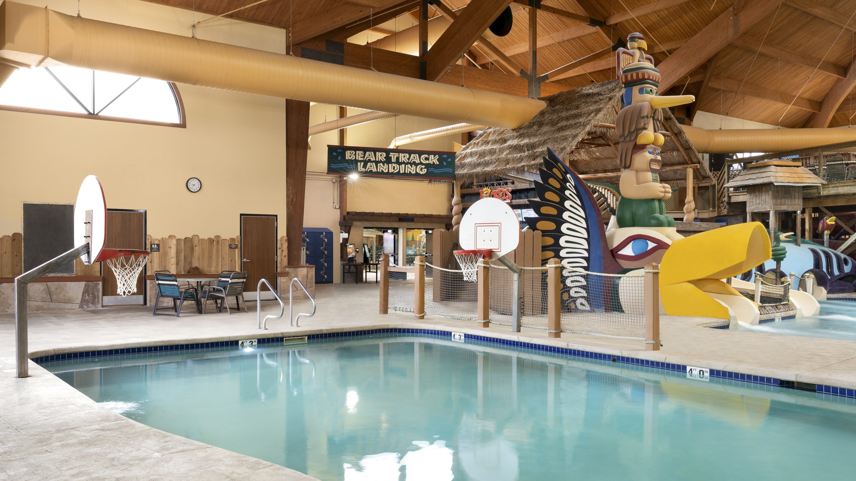 Vibrant indoor waterpark at WD